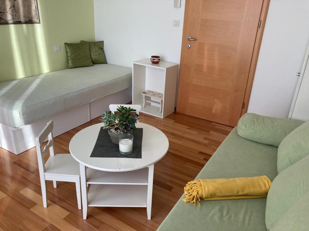 Апартаменти Natasha'S Garden House Dol pri Ljubljani Екстер'єр фото